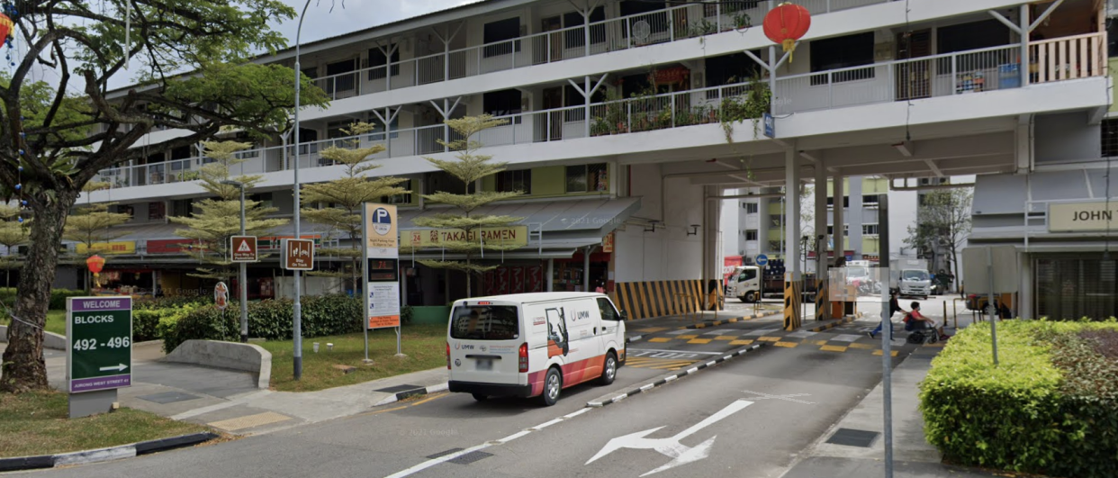 The carpark near 492 Jurong West Street 41. (PHOTO: Google Street View)