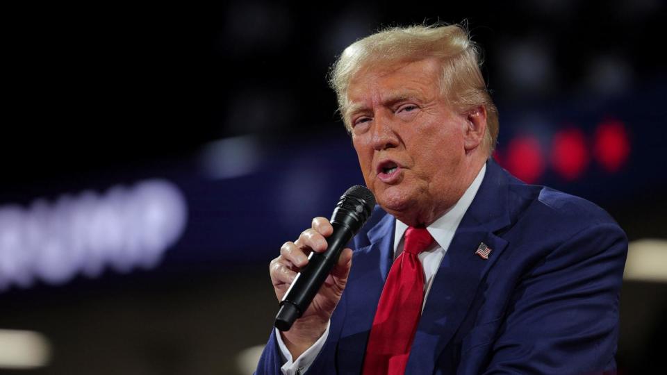 PHOTO: Republican presidential nominee and former President Donald Trump holds a campaign town hall meeting, moderated by Arkansas Governor Sarah Huckabee Sanders, in Flint, Mich., Sept. 17, 2024.   (Brian Snyder/Reuters)