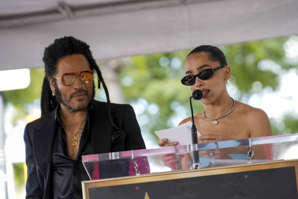 Zoë Kravitz et Lenny Kravitz lors du discours surprenant en l'honneur du chanteur