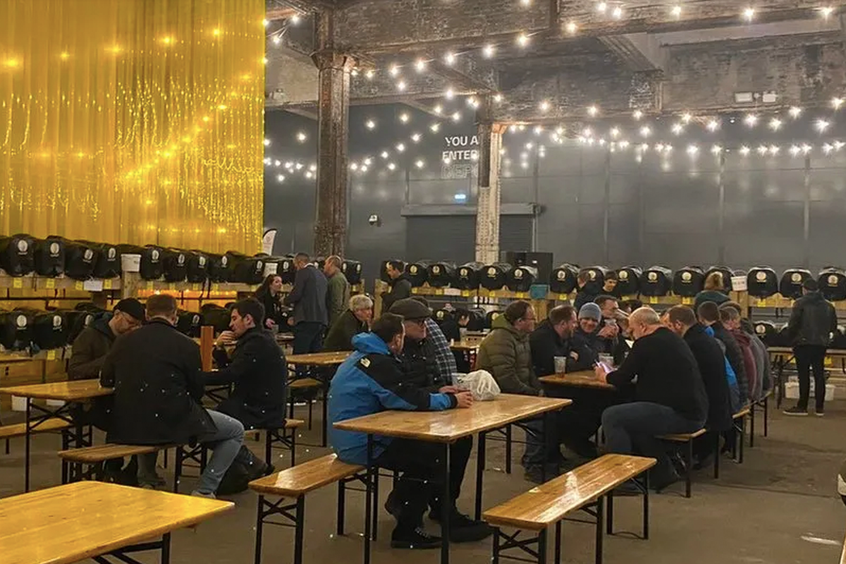 A Manchester beer festival was compared to Glasgow’s disastarous Willy Wonka experience after customers turned up to a ‘half empty’ venue with ‘rude’ staff (International Brewing & Cider Festival)