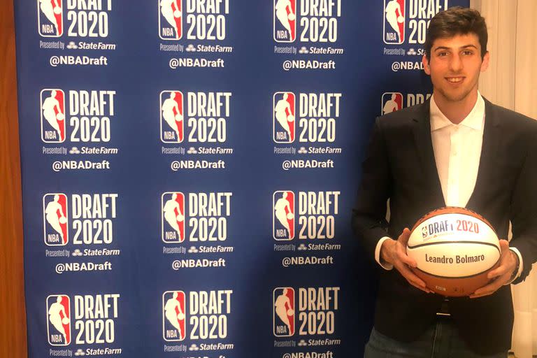 Leandro Bolmaro ingresó a la NBA a través del Draft 2020, pero luego se fue 