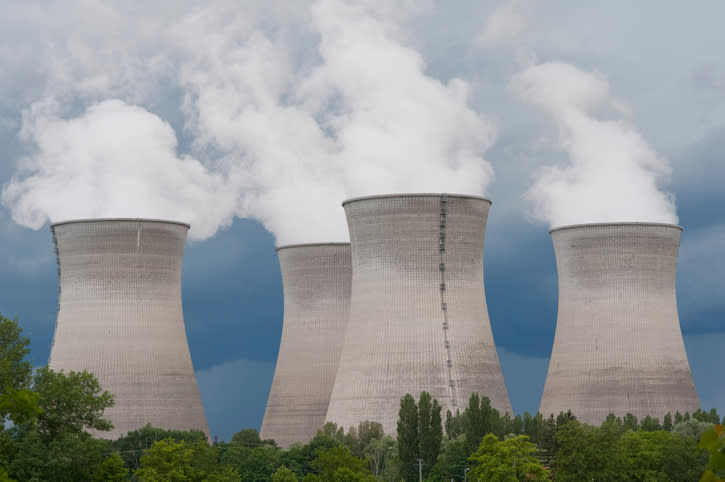 In Francia di sono 54 centrali atomiche attive, secondo gli ultimi dati occorreranno almeno 70 miliardi per mandarle definitivamente in pensione. (Getty)