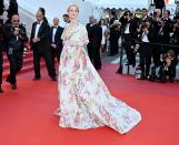 <p>La actriz más joven en ser jurado del Festival de Cannes se enfundó un vestido con estampado floral de Valentino. (Foto: Mustafa Yalcin / Getty Images). </p>
