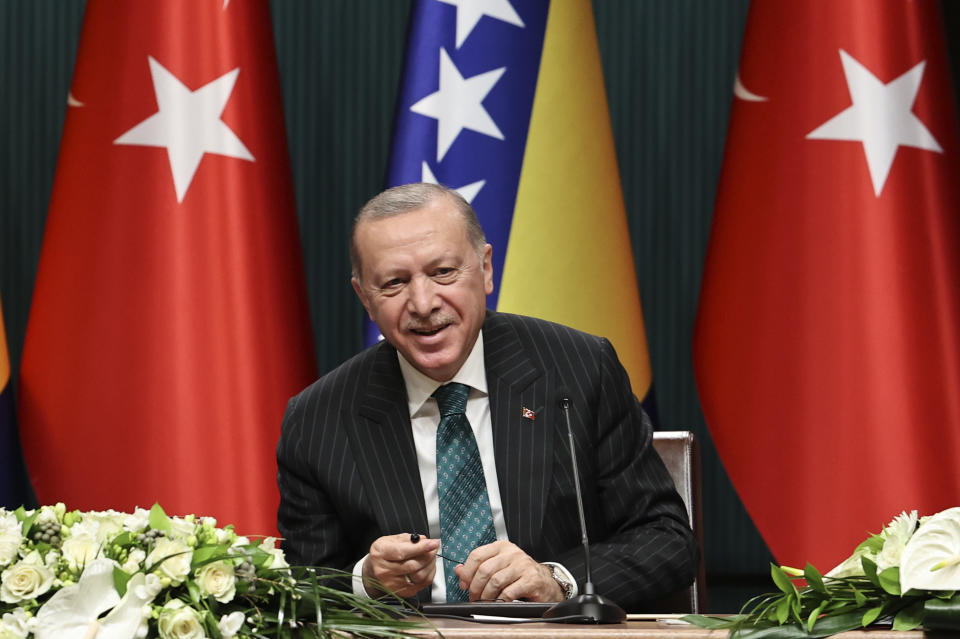 ANKARA, TURKEY - MARCH 16: Turkish President Recep Tayyip Erdogan and Chairman of Bosnia and Herzegovina Presidential Council Milorad Dodik (not seen), and members of the Presidential Council of Bosnia and Herzegovina attend an agreement signing ceremony between the two countries, after their meeting at the Presidential Complex in Ankara, Turkey on March 16, 2021. (Photo by Dogukan Keskinkilic/Anadolu Agency via Getty Images)