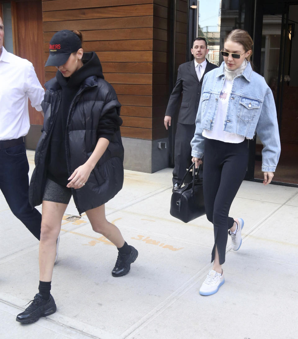 Photo by: zz/KGC-146/STAR MAX/IPx 2018 5/1/18 Bella Hadid and Gigi Hadid are seen in New York City. (NYC)