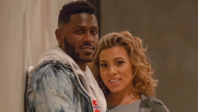 Antonio Brown Gets Exposed By Vengeful Girlfriend and Mother Of