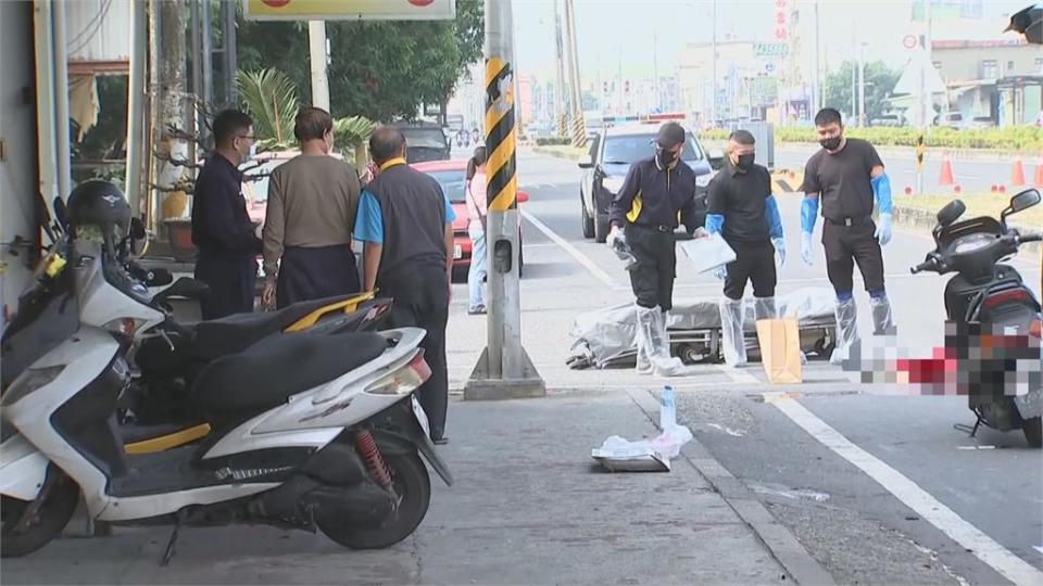 來不及煞車！同向機車越靠越近　公車輾斃婦人