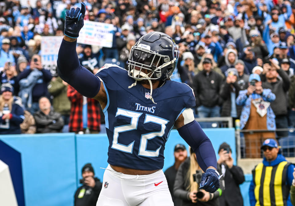 Derrick Henry ha 9.502 yard di corsa in carriera e 90 touchdown di corsa in carriera.  (Foto di Brian Lin/Ikon Sportswire tramite Getty Images)