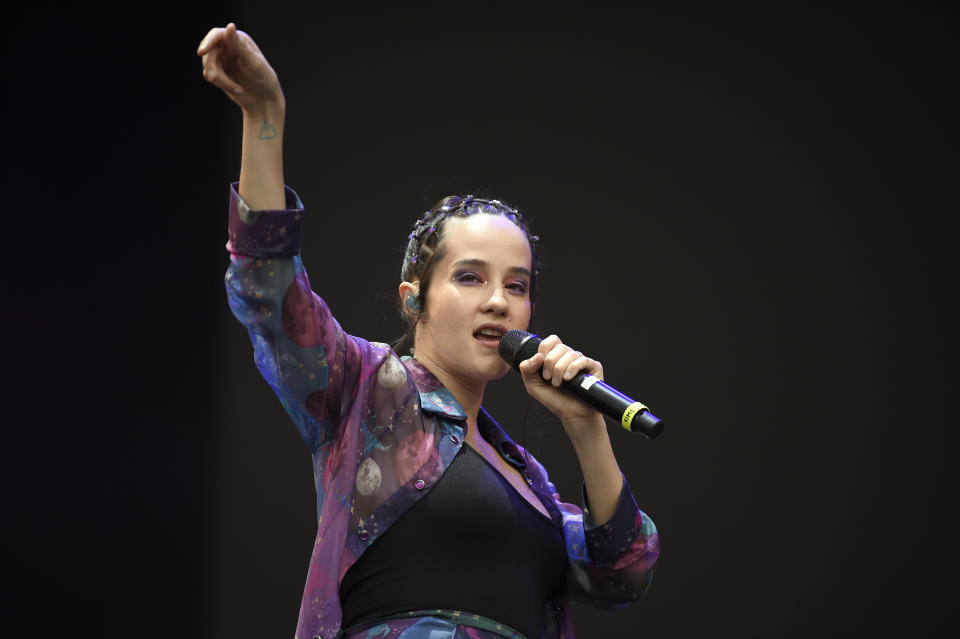 Mexican singer-songwriter Ximena Sarinana performs during the first day of the "Vive Latino" music festival in Mexico City on March 16, 2019. (Photo by Alfredo ESTRELLA / AFP)        (Photo credit should read ALFREDO ESTRELLA/AFP/Getty Images)