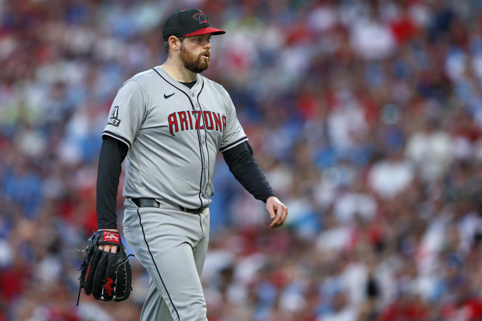 PHILADELPHIA, PENNSYLVANIA - 21 JUNI: Jordan Montgomery #52 dari Arizona Diamondbacks beraksi melawan Philadelphia Phillies selama pertandingan di Citizens Bank Park pada 21 Juni 2024 di Philadelphia, Pennsylvania. (Foto oleh Rich Schultz/Getty Images)