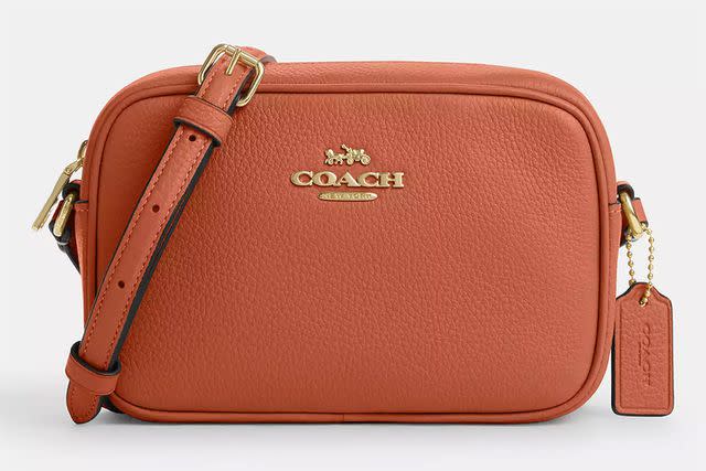 <p>Coach Outlet</p>