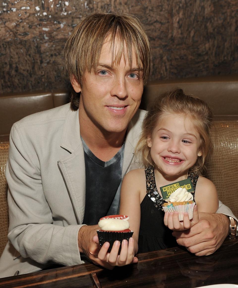 Larry Birkhead (L) and Dannielynn Birkhead attend Beso restaurant at CityCenter for the World Hunger Relief fundraiser on October 11, 2010 in Las Vegas, Nevada