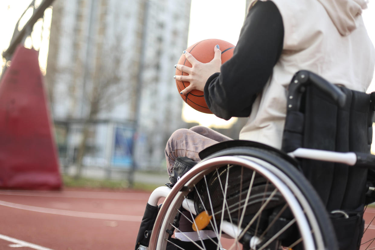 Après que son fauteuil roulant a été détruit au cours d’un voyage en avion, la handibasketteuse française Julie Marchand va être indemnisée par la compagnie aérienne EasyJet (photo d’illustration prise en avril 2023 en Serbie).