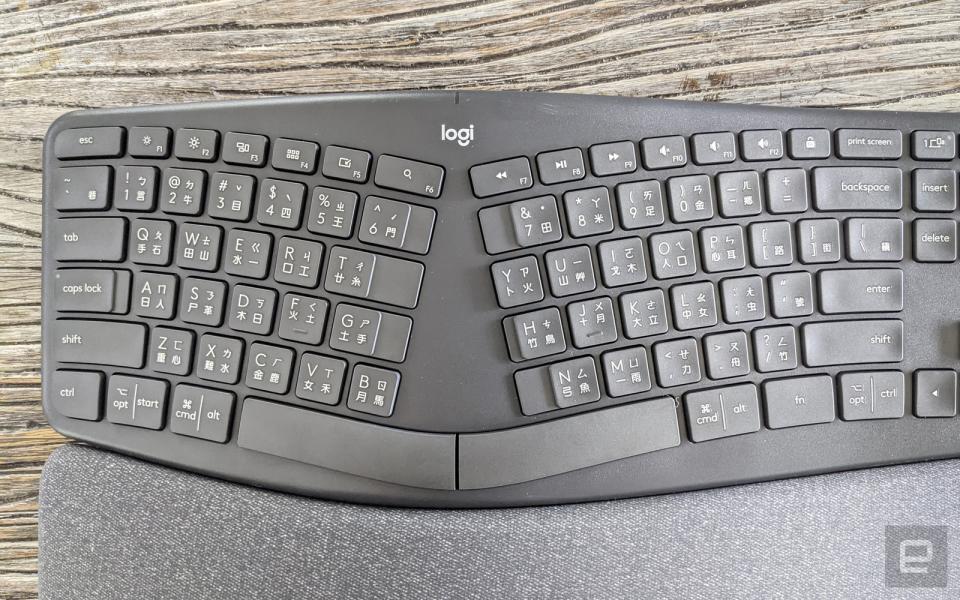 <p>Logitech Ergo K860 split keyboard</p> 