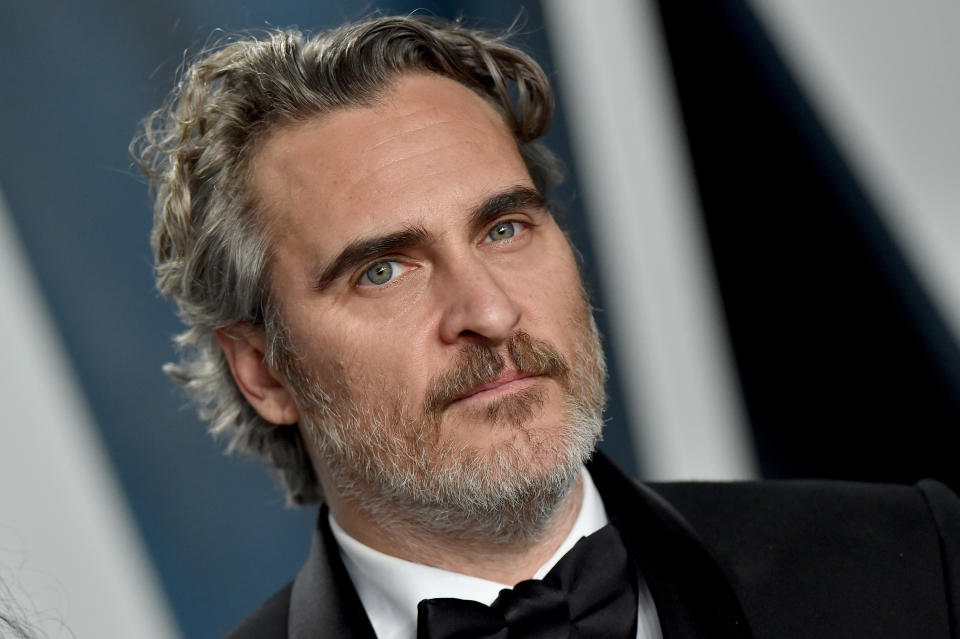 BEVERLY HILLS, CALIFORNIA - FEBRUARY 09: Joaquin Phoenix attends the 2020 Vanity Fair Oscar Party hosted by Radhika Jones at Wallis Annenberg Center for the Performing Arts on February 09, 2020 in Beverly Hills, California. (Photo by Axelle/Bauer-Griffin/FilmMagic)