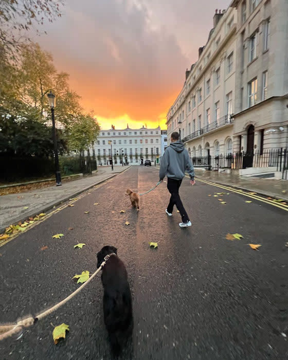 romeo-beckham-sunset-walk