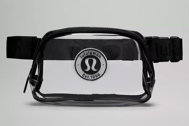 <p>lululemon</p>