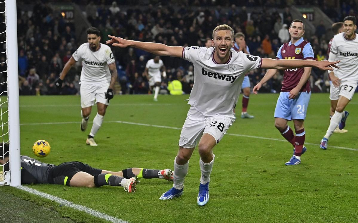 Burnley vyrovnalo svůj rekord všech proher poté, co West Ham vyhrál po smrti