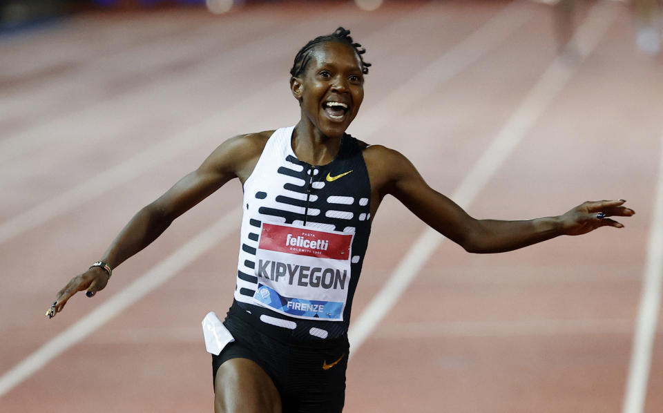 肯亞賽跑好手基皮耶貢（Faith Kipyegon），2日在義大利佛羅倫斯鑽石聯賽，以3分49秒11刷新女子1500公尺世界紀錄。（路透社）