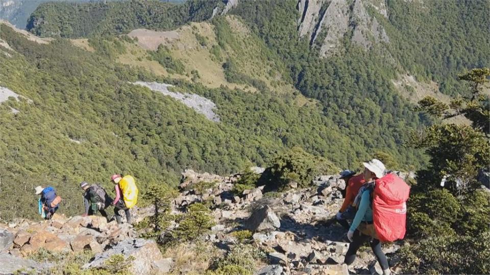 登山迷路怎解？　待在原地等待救援