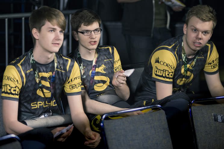 Splyce's bottom and top lane: Kobbe, Mikyx, and Wunder (lolesports)