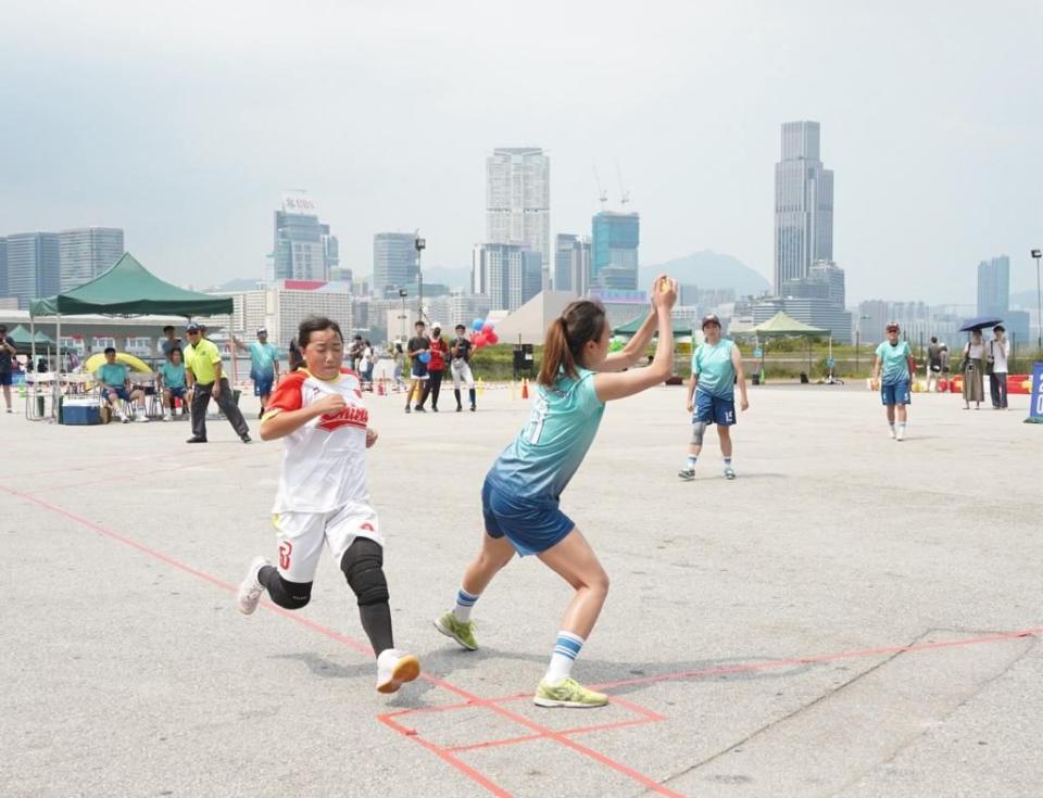 中國U18五人棒球隊與香港隊進行表演賽，希望推廣五人棒球發展。（圖：香港棒球總會）