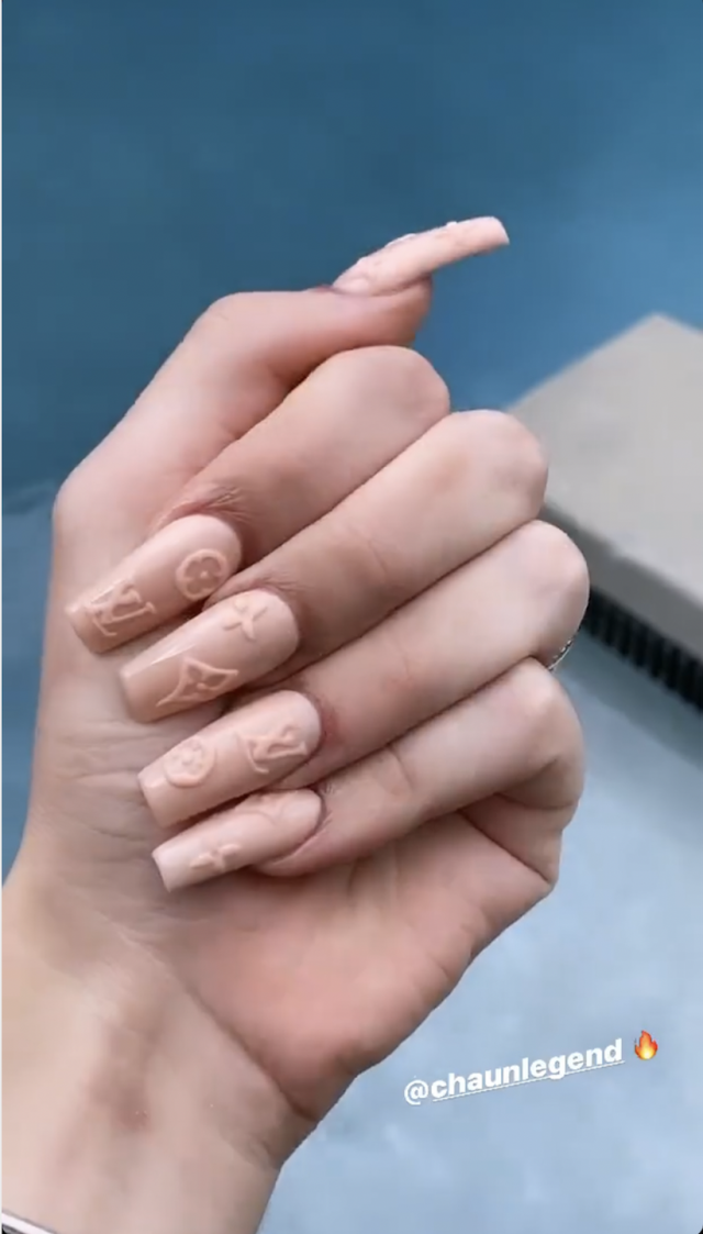 UPDATED] 30 Louis Vuitton Nail Designs (June 2020)  Louis vuitton nails, Louis  vuitton pink, Black louis vuitton