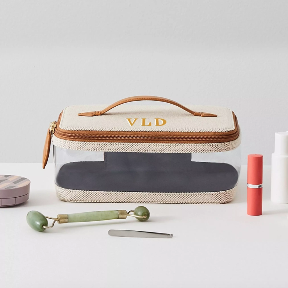 See-All Vanity Case. Image via Paravel.