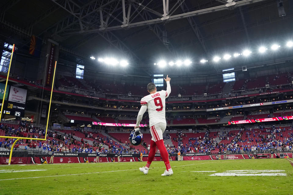 New York Giants place kicker Graham Gano (9) motions as he walks off the field after kicking a game winning field goal against the Arizona Cardinals in an NFL football game, Sunday, Sept. 17, 2023, in Glendale, Ariz. (AP Photo/Matt York)