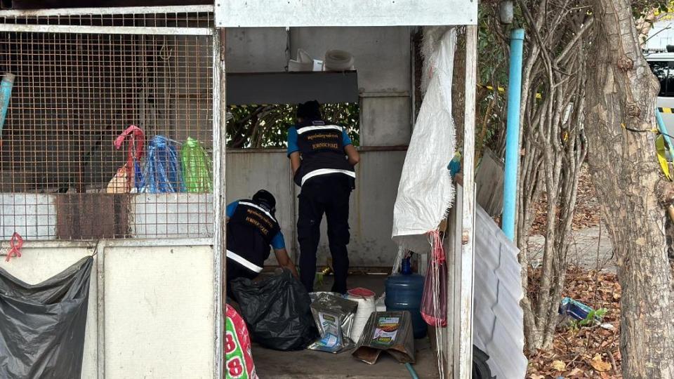 石茂強昨日被泰國警方發現陳屍在機場附近廢棄商店。（圖／翻攝自ข่าวสารเมืองปราการ v2 臉書）
