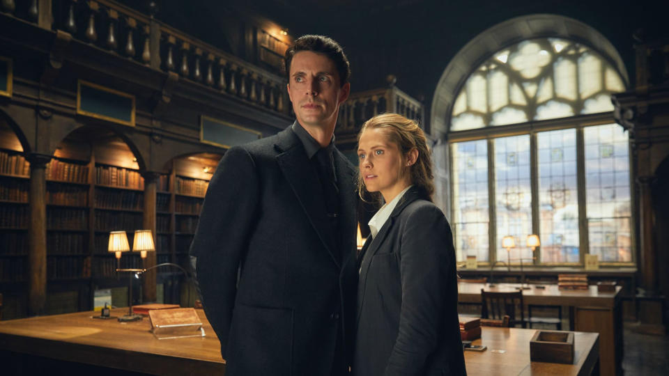 Matthew Goode and Teresa Palmer in a Discovery of Witches