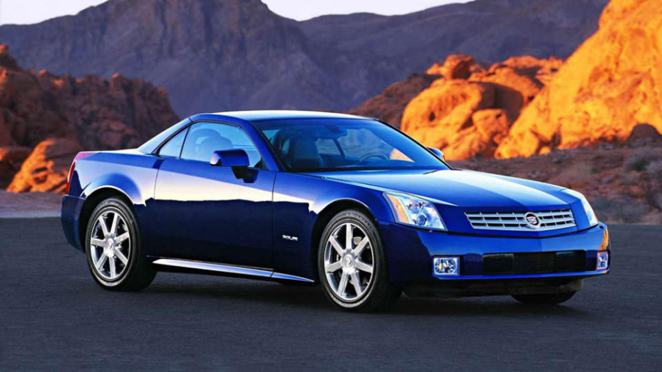 Cadillac曾於2004年推出揉合C6 Corvette骨架與Cadillac Northstar V8引擎的XLR，卻是一部短命的失敗作品。（圖片來源/ Cadillac）