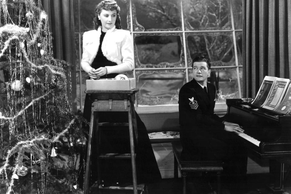 CHRISTMAS IN CONNECTICUT, Barbara Stanwyck, Dennis Morgan, 1945