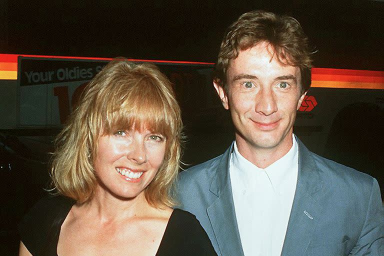 Martin Short y su esposa Nancy Dolman, fotografiados en 1992