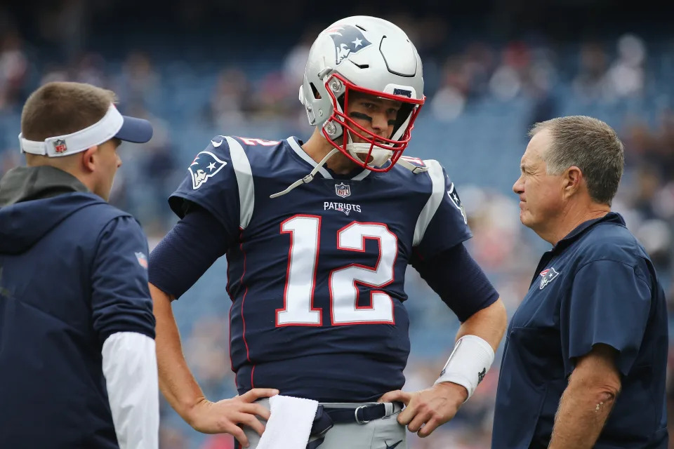 La relación entre Tom Brady y Bill Belichick se enfrió desembocando en la salida del quarterback de los New England Patriots. (Foto: Jim Rogash/Getty Images)