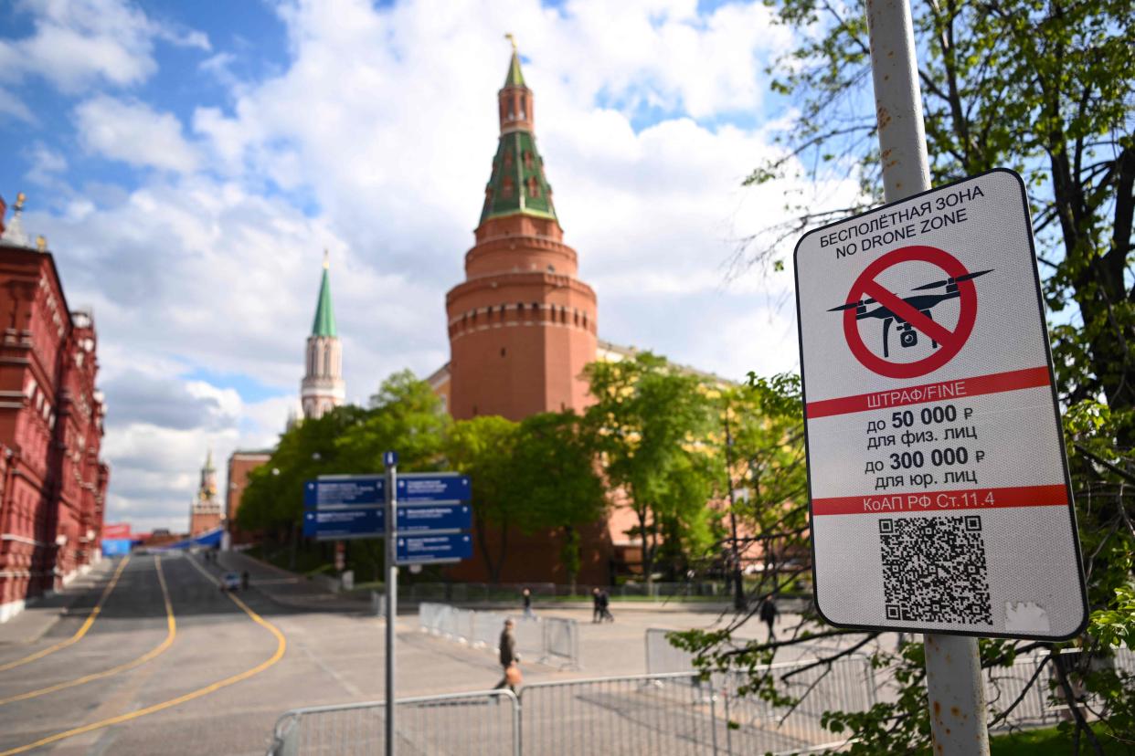 A ‘no-drone’ sign near the Kremlin in Moscow (AFP/Getty)