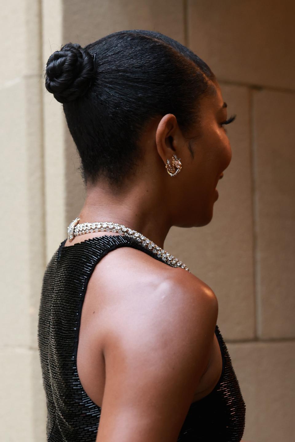 BEVERLY HILLS, CALIFORNIA - APRIL 25: Gabrielle Union, jewelry detail, attends the Tiffany & Co. Celebration of the launch of Blue Book 2024: Tiffany CÃ©leste at The Beverly Estate on April 25, 2024 in Beverly Hills, California. (Photo by Matt Winkelmeyer/Getty Images for Tiffany & Co.)