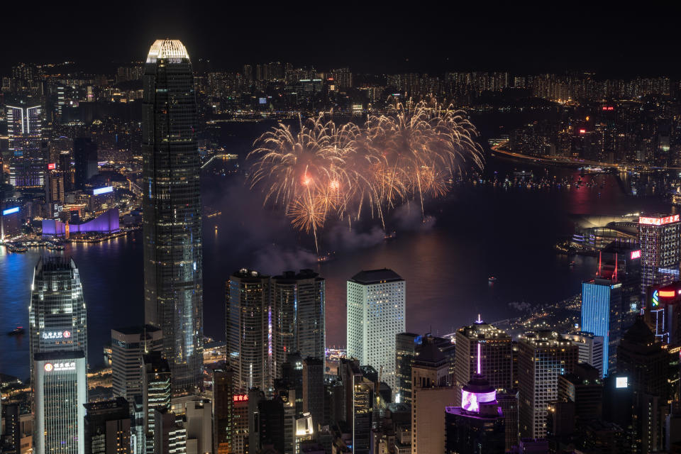 維港煙花(Photo by Vernon Yuen/NurPhoto via Getty Images)