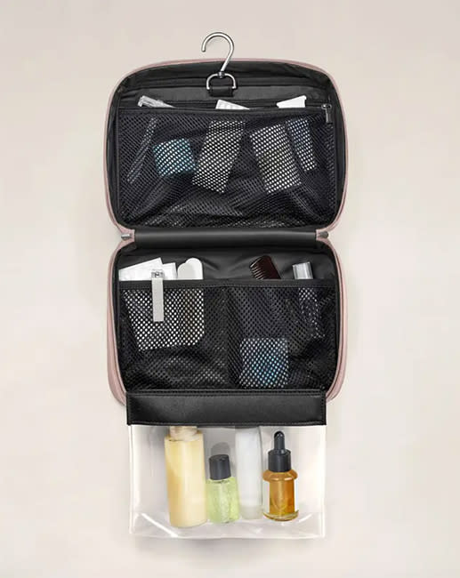 Hanging-makeup-bag