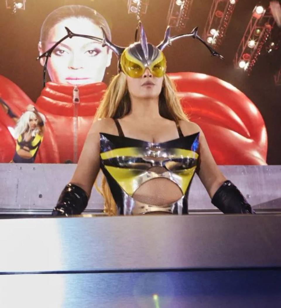 Queen Bee as imagined by Mugler (Beyonce.com)