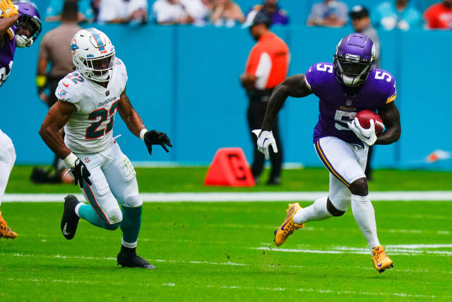 Minnesota Vikings wide receiver Jalen Reagor (5) runs with the