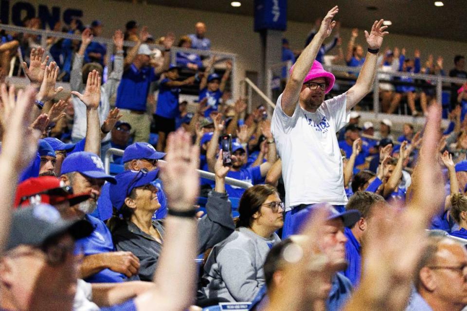 A crowd announced at 5,877 waited out a 90-minute rain delay before watching Kentucky clinch the NCAA Lexington Regional by beating Indiana State at Kentucky Proud Park on Sunday night.