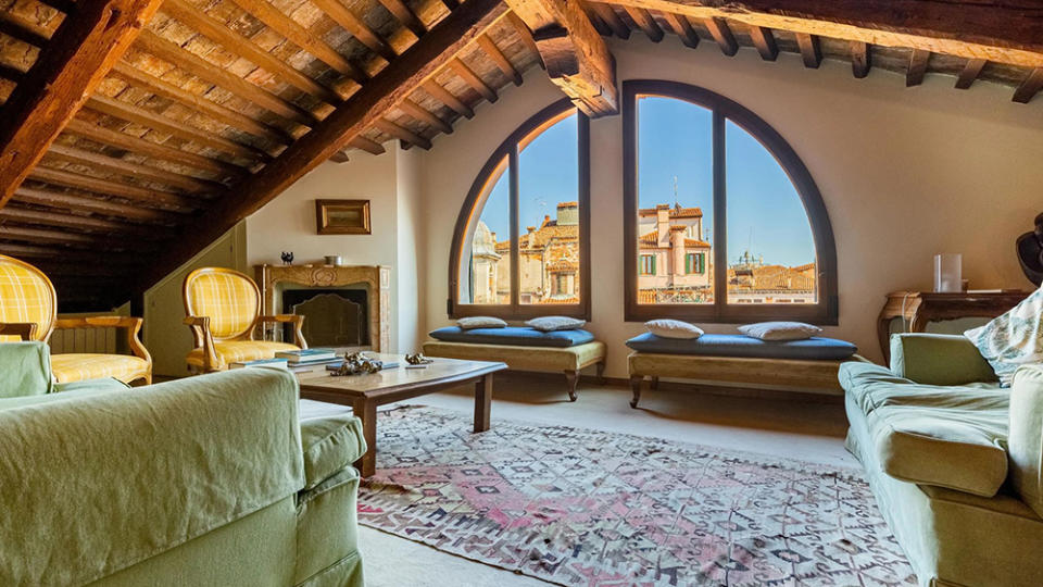 Venice Residence for $3.1 Million Owner's Suite