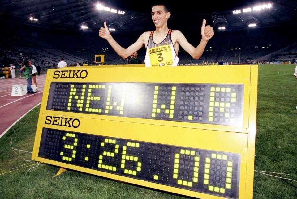 <p>Legendary Moroccan middle-distance runner El Guerrouj stands to lose an incredible five world records. </p>