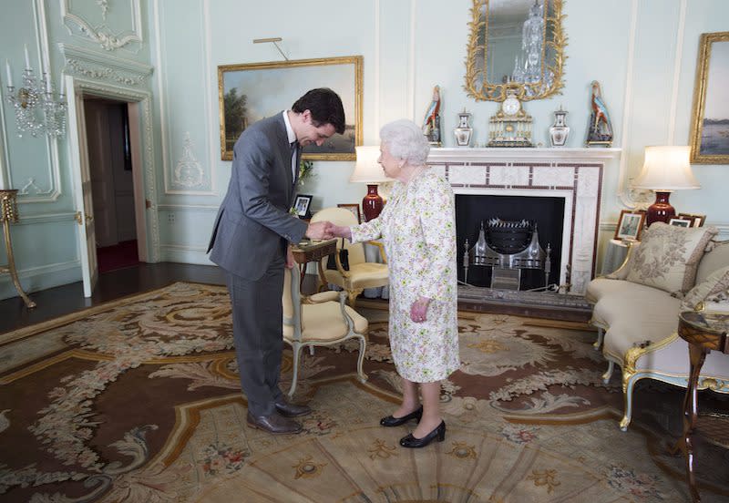 PHOTOS: Justin Trudeau meets with leaders in Lima, Paris and London