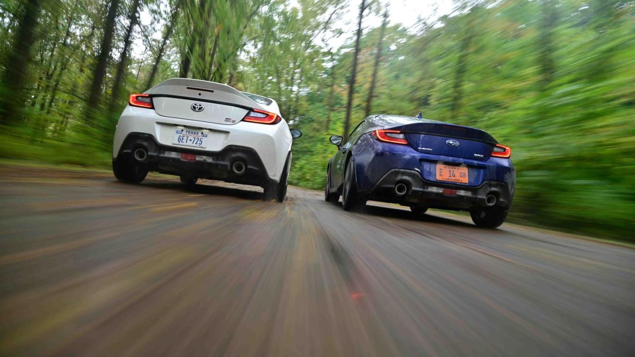 toyota gr86 and subaru brz