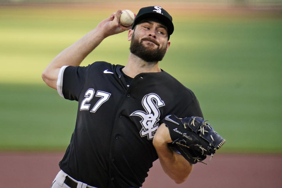 Chicago White Sox starting pitcher Lucas Giolito delivers during the first inning of a baseball game against the Pittsburgh Pirates in Pittsburgh, Tuesday, June 22, 2021. (AP Photo/Gene J. Puskar)