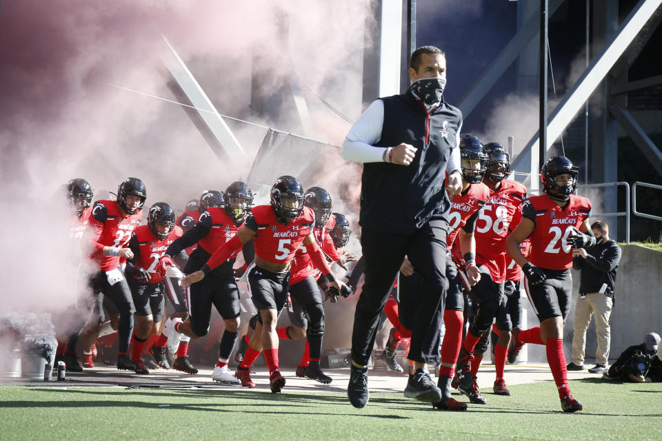 Would Luke Fickell and Cincinnati have made an expanded College Football Playoff? (Credit: AP/Gary Landers)