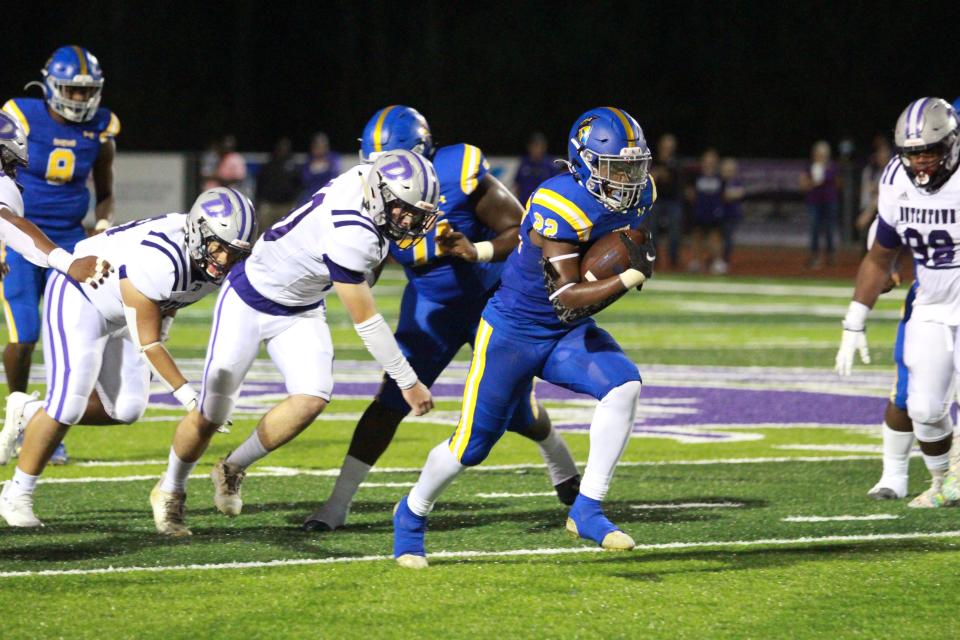 East Ascension senior running back Walter Samuel is one of the parish players to watch in 2022.