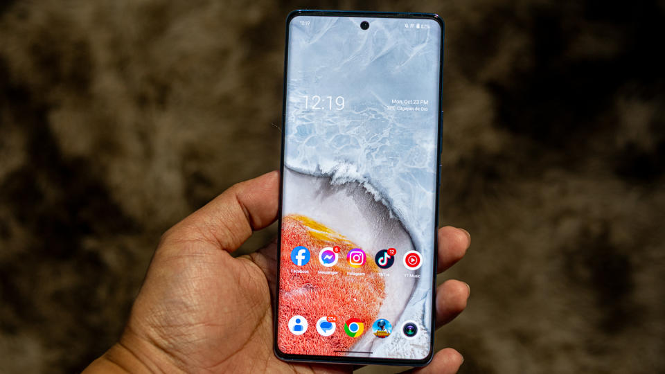 Vivo V29 display